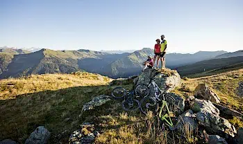 biken_in_saalbach-3.350x0.jpg